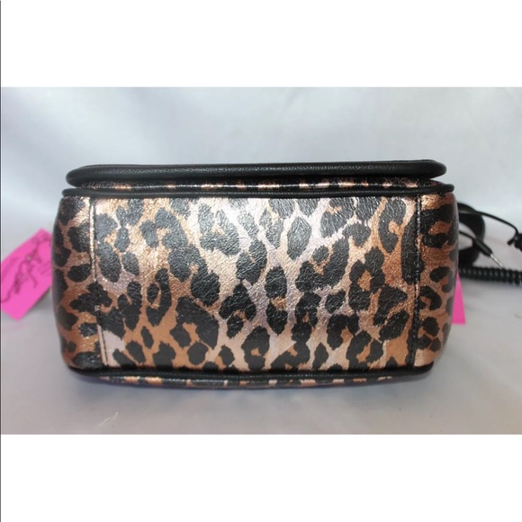 COPY - New! Betsey Johnson cheetah telephone xbody - Picture 7 of 8